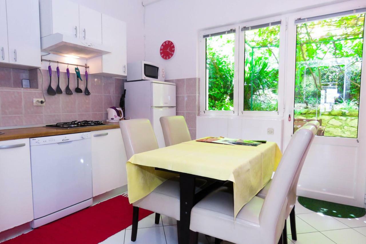 Apartments Anica & Gabriela Makarska Dış mekan fotoğraf